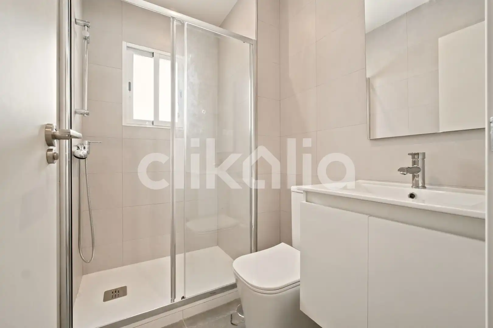 Baño de Piso de alquiler en Getafe con Aire acondicionado y Terraza