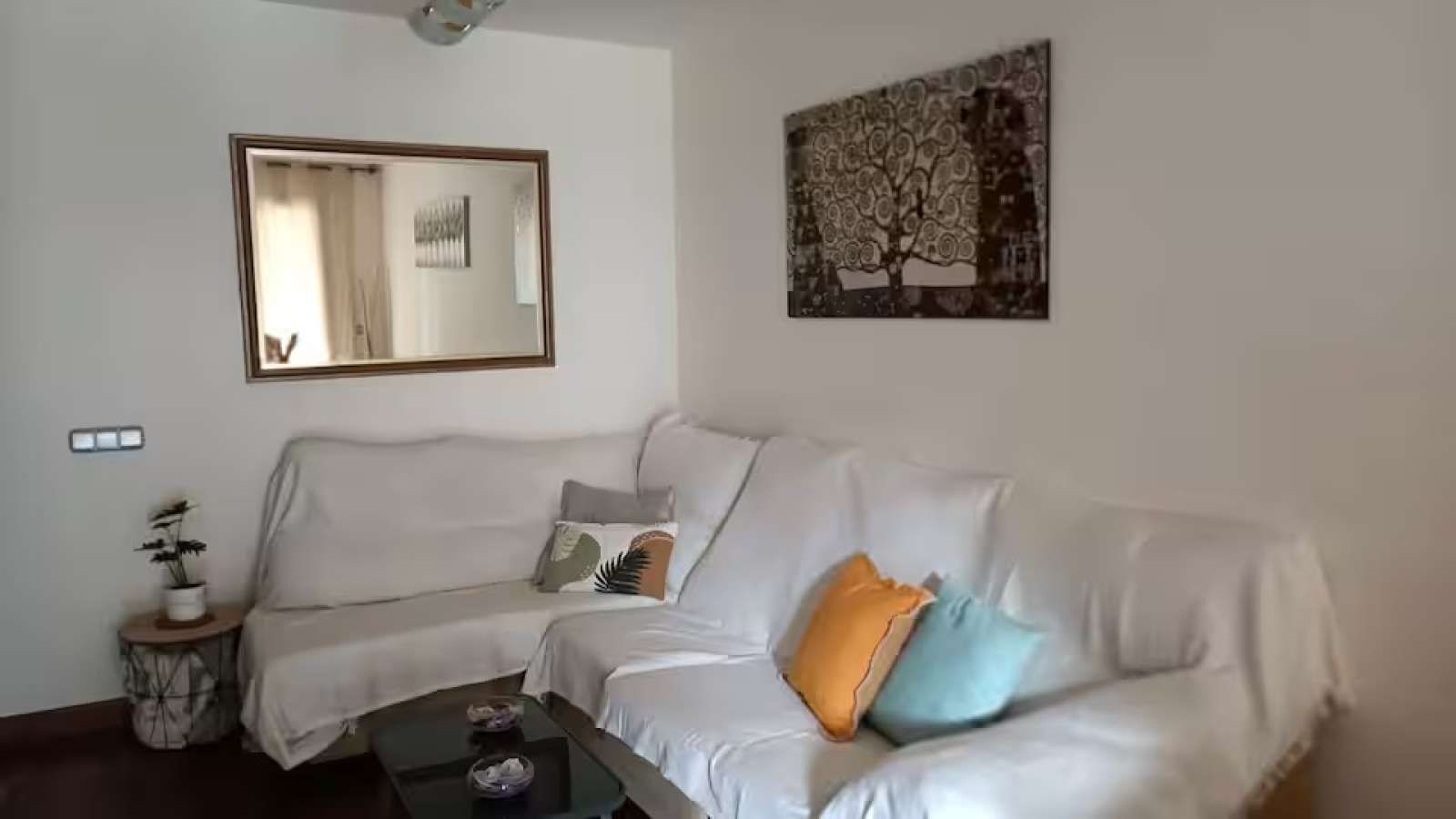 Sala d'estar de Apartament per a compartir en Torremolinos amb Aire condicionat i Terrassa