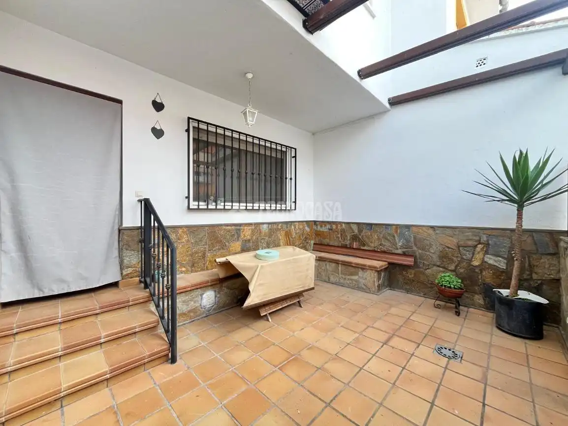 Terraza de Casa adosada en venta en Las Herencias con Calefacción, Piscina y Amueblado