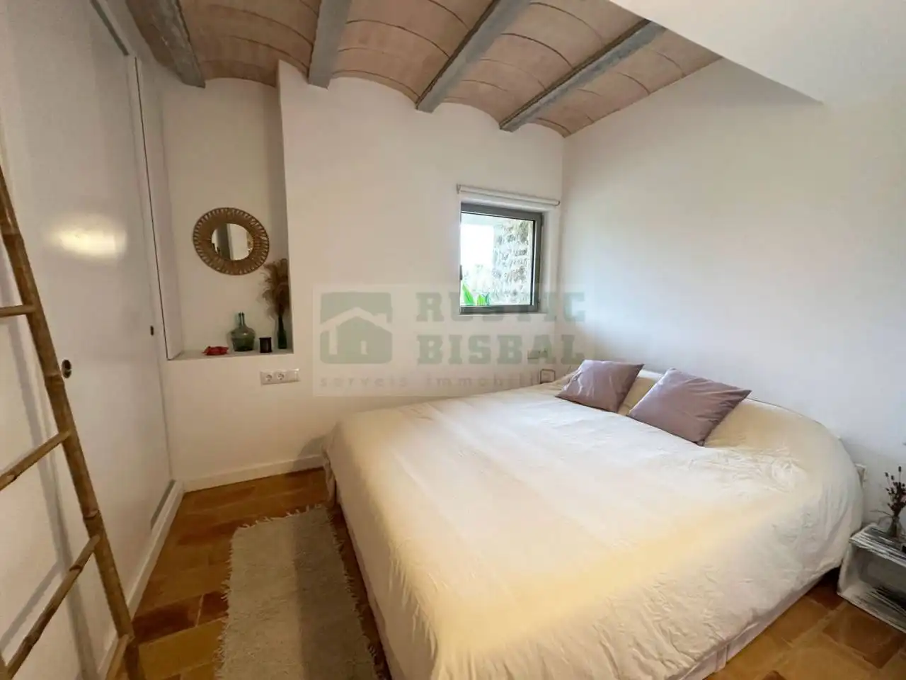 Schlafzimmer von Country house zur Miete in Foixà mit Klimaanlage, Heizung und Möbliert