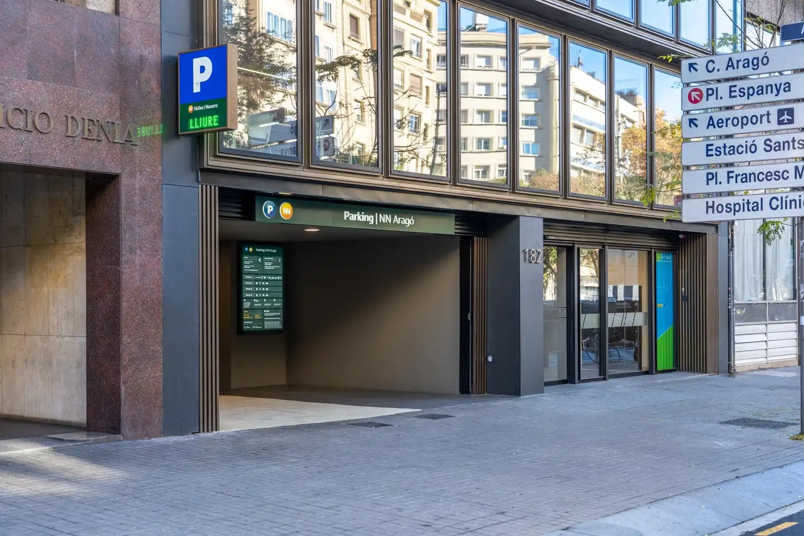 Motorbike to rent in CALLE ARAGÓ 182