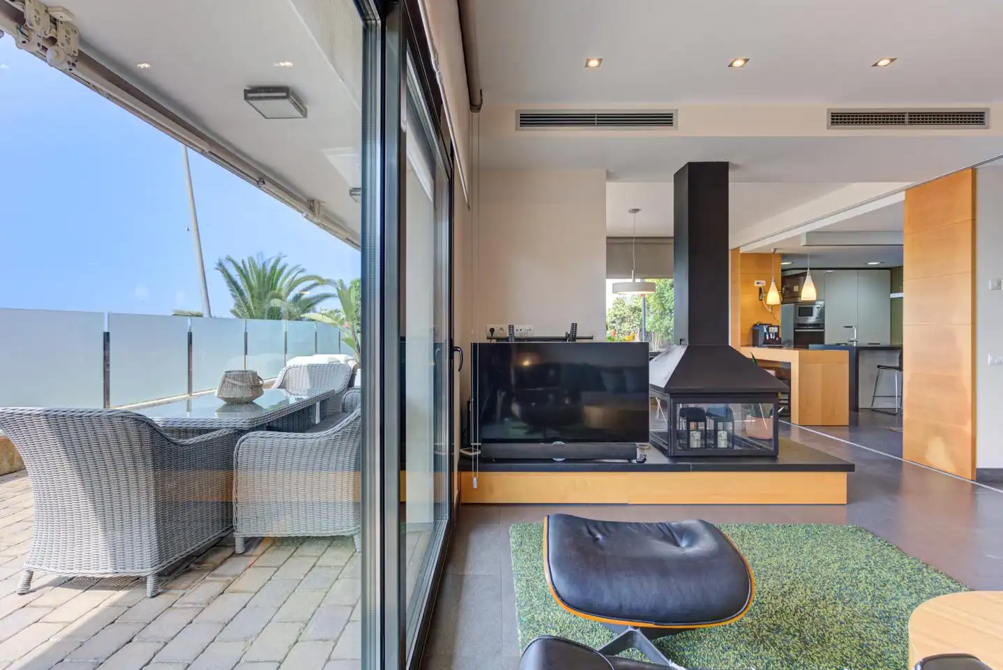 Terrasse von Haus oder Chalet zum Verkauf in Castelldefels mit Klimaanlage, Heizung und Privatgarten