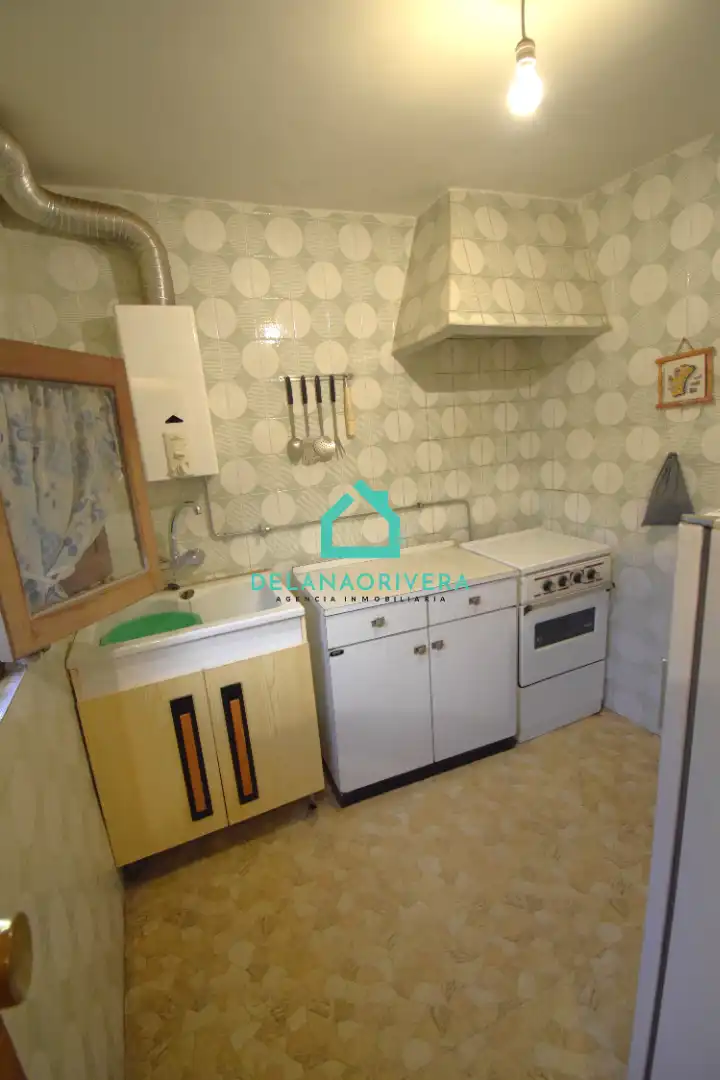 Cocina de Casa o chalet en venta en Molina de Aragón con Calefacción, Jardín privado y Trastero