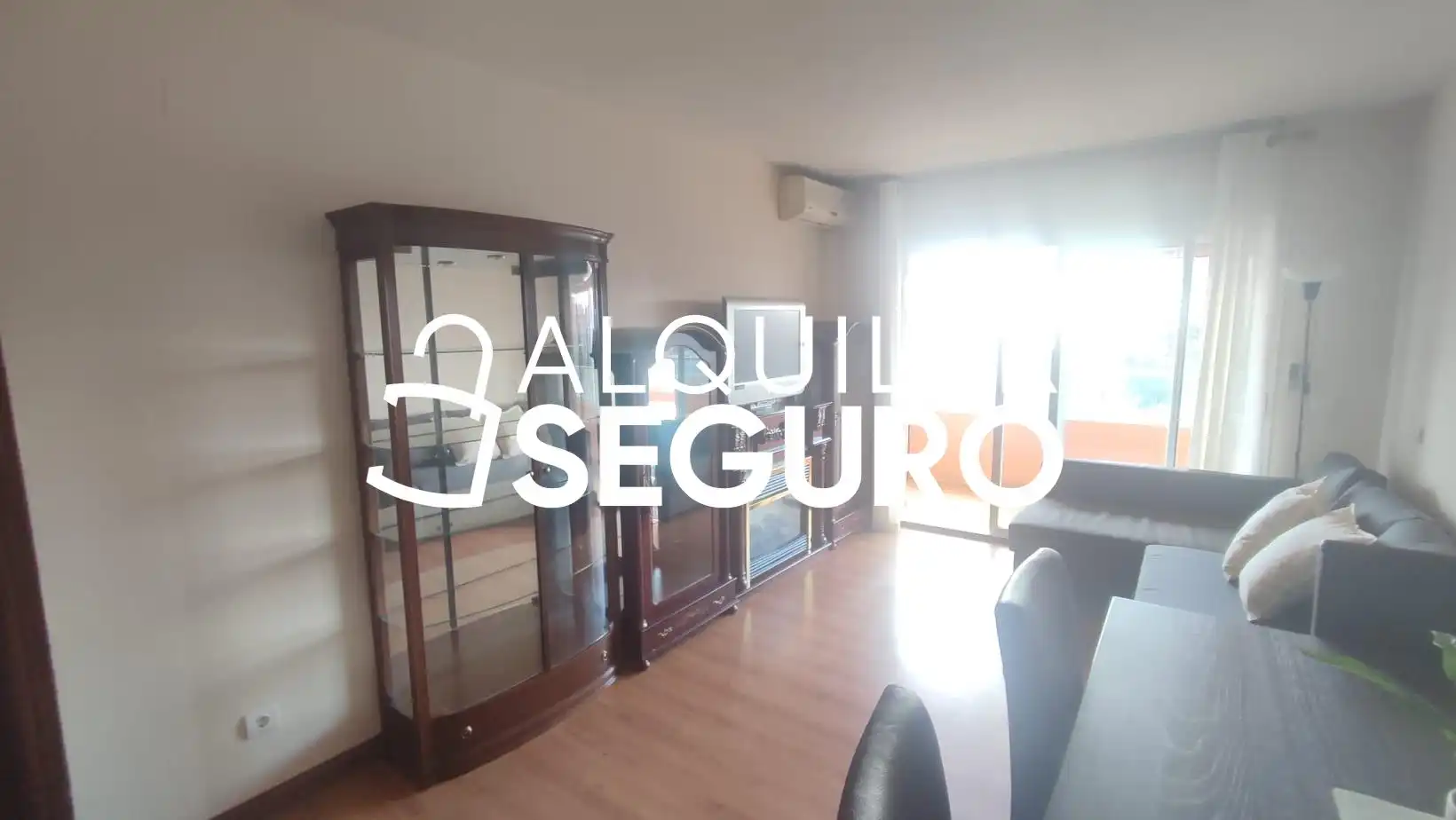 Living room of Flat for rent in Madrid  with Air Conditioner, Heating and Terrace