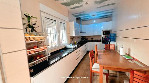 Foto 2 de Casa adosada en venda a Calle Estrella, San Antón, Cartagena