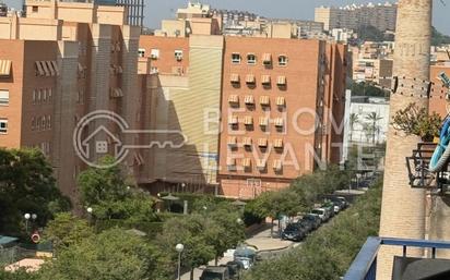 Vista exterior de Pis en venda en Alicante / Alacant amb Aire condicionat, Calefacció i Moblat