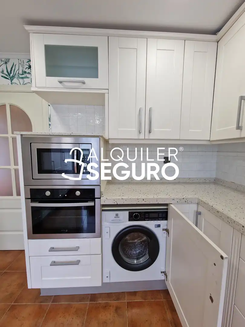 Cocina de Piso de alquiler en Getxo  con Calefacción, Terraza y Trastero