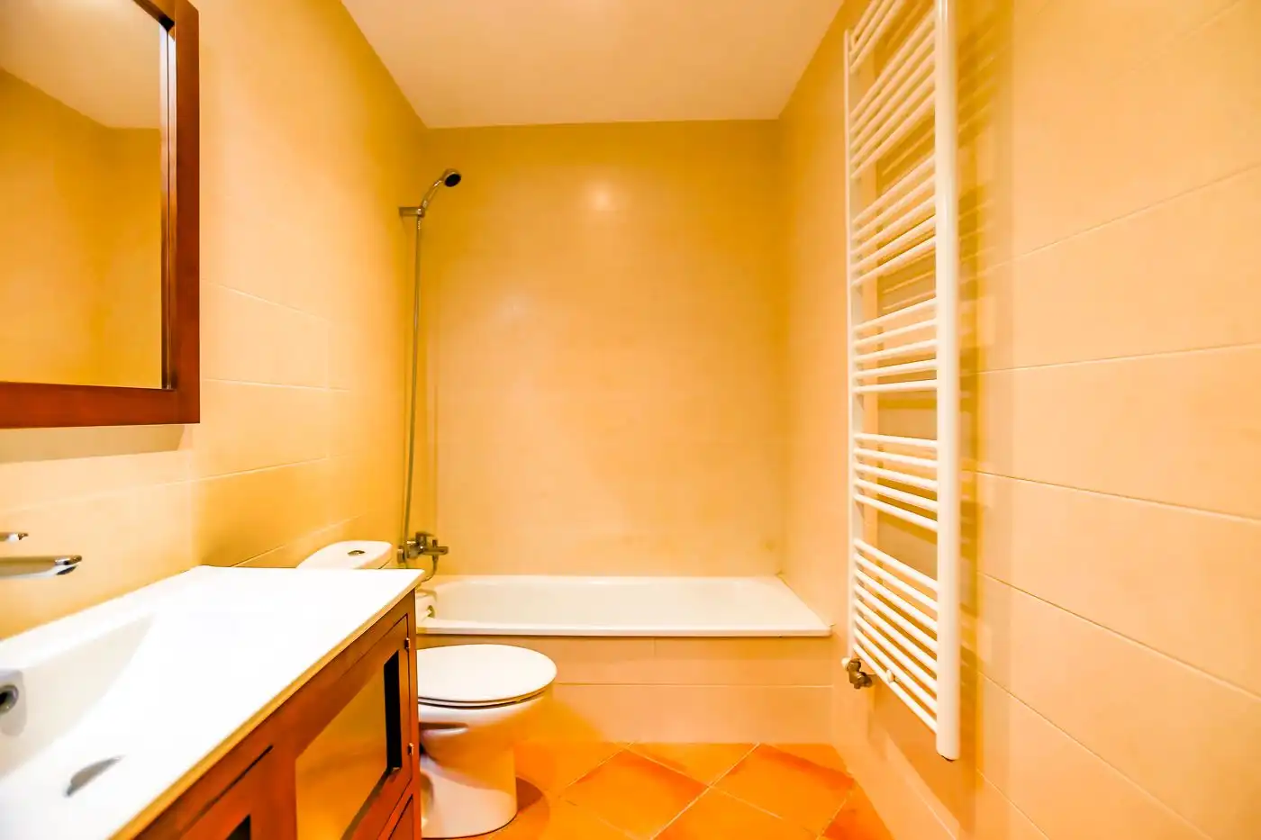 Casa rústica con jardín en venta en Sant Joan Les Fonts, imagen 23