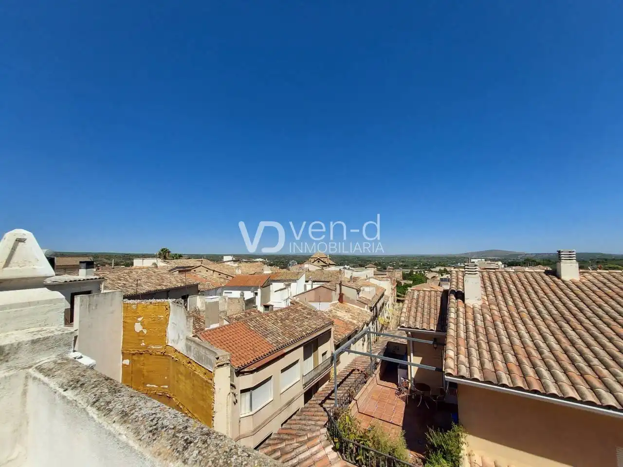 Vista exterior de Piso en venta en Enguera con Terraza, Trastero y Balcón