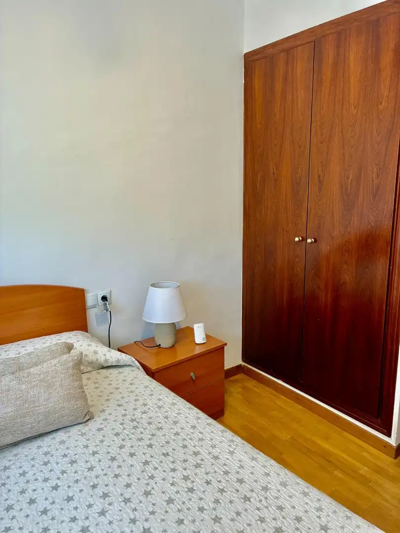 Flat for rent in Avenida BALEARES, La Creu del Grau