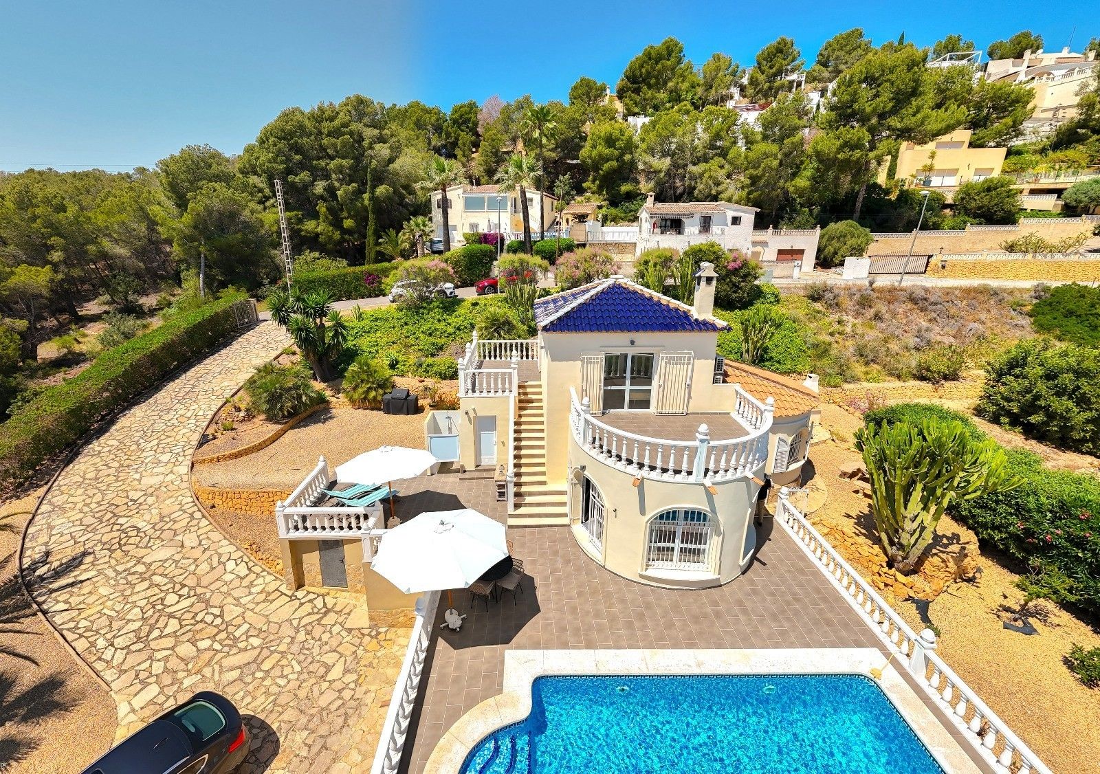 Vista exterior de Casa o xalet en venda en La Nucia amb Calefacció, Jardí privat i Terrassa