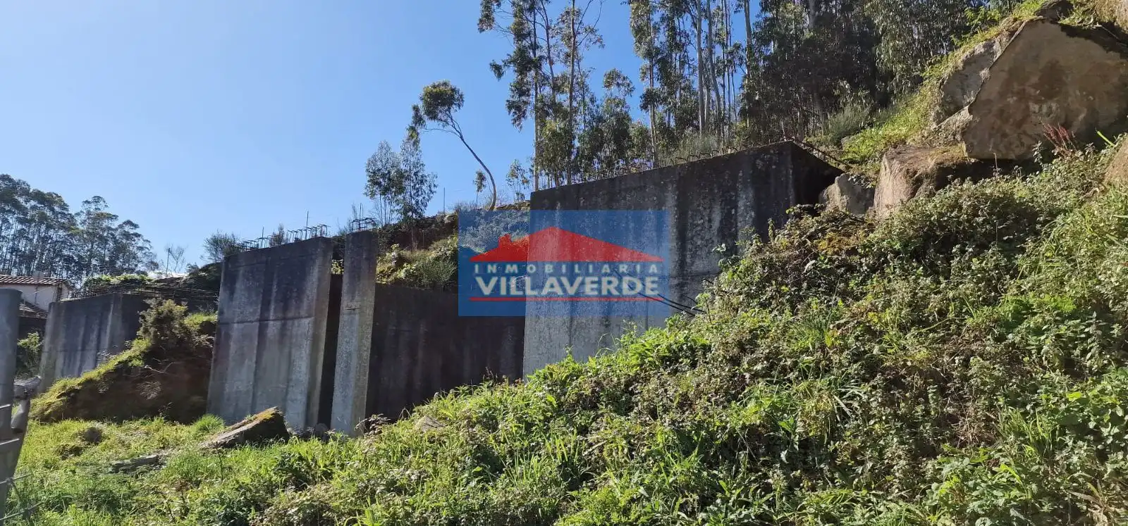 Residencial en venta en Cangas 