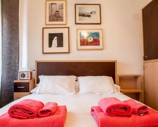 Bedroom of Apartment to share in  Valencia Capital  with Air Conditioner, Heating and Furnished