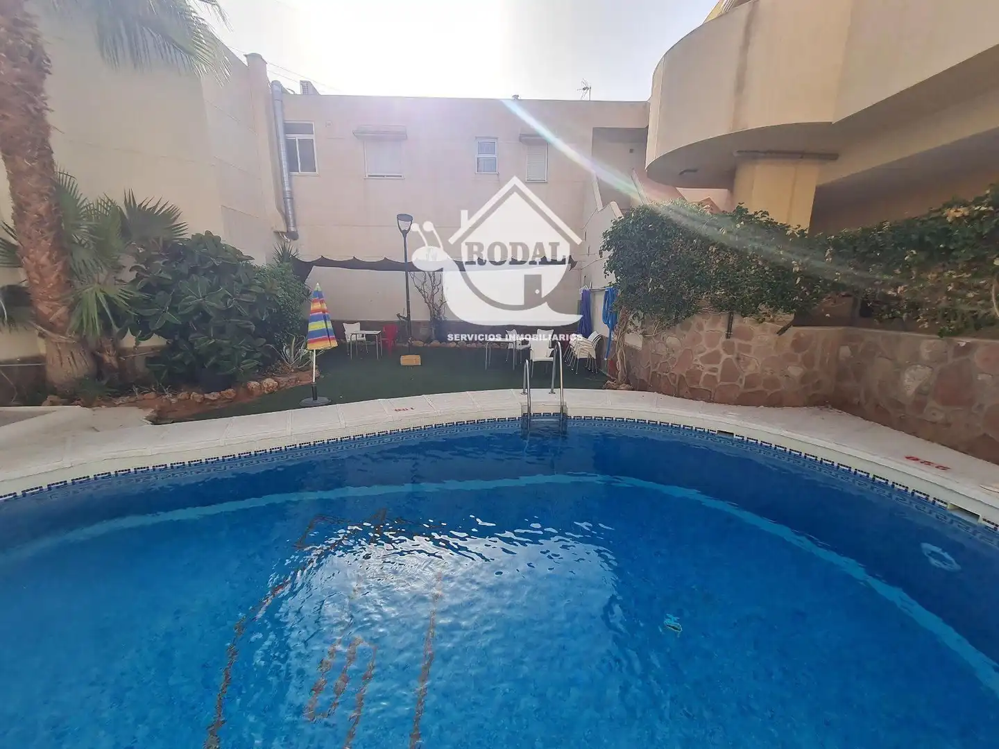 Piscina de Casa adosada en venta en Huércal de Almería con Aire acondicionado, Calefacción y Terraza