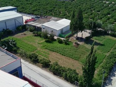 Casa rústica con jardín en venta en Calle de los Lechugas