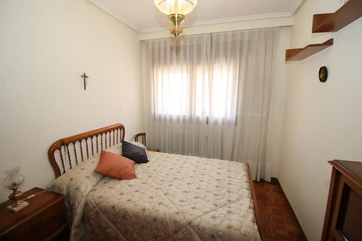 Habitación de Piso en venta en Arenas de San Pedro con Calefacción, Terraza y Amueblado