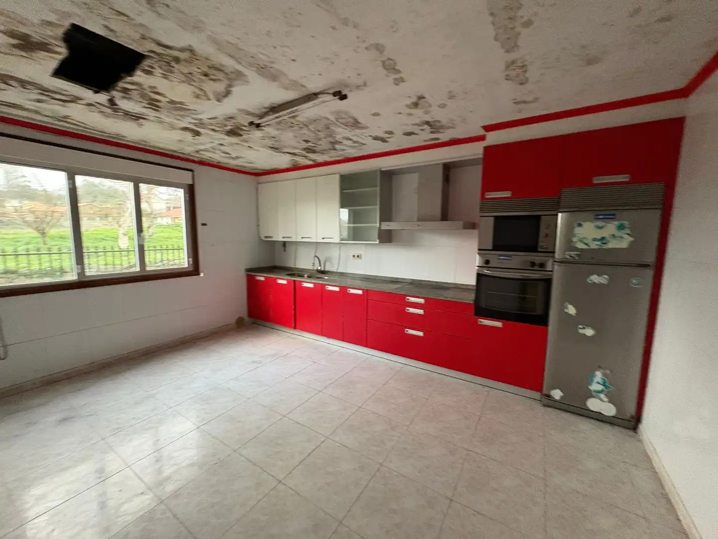 Küche von Haus oder Chalet zum Verkauf in Cabana de Bergantiños mit Balkon