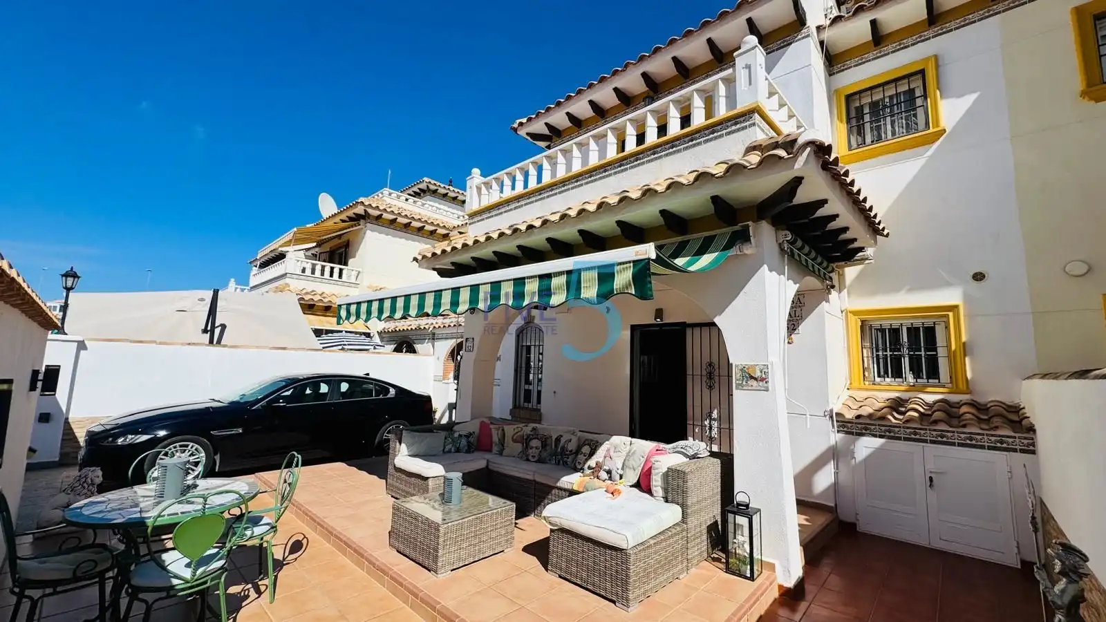 Adosado con terraza en venta en Orihuela Costa