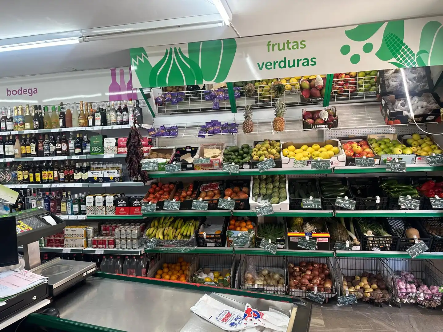 Local comercial de lloguer a Jun, imagen 5