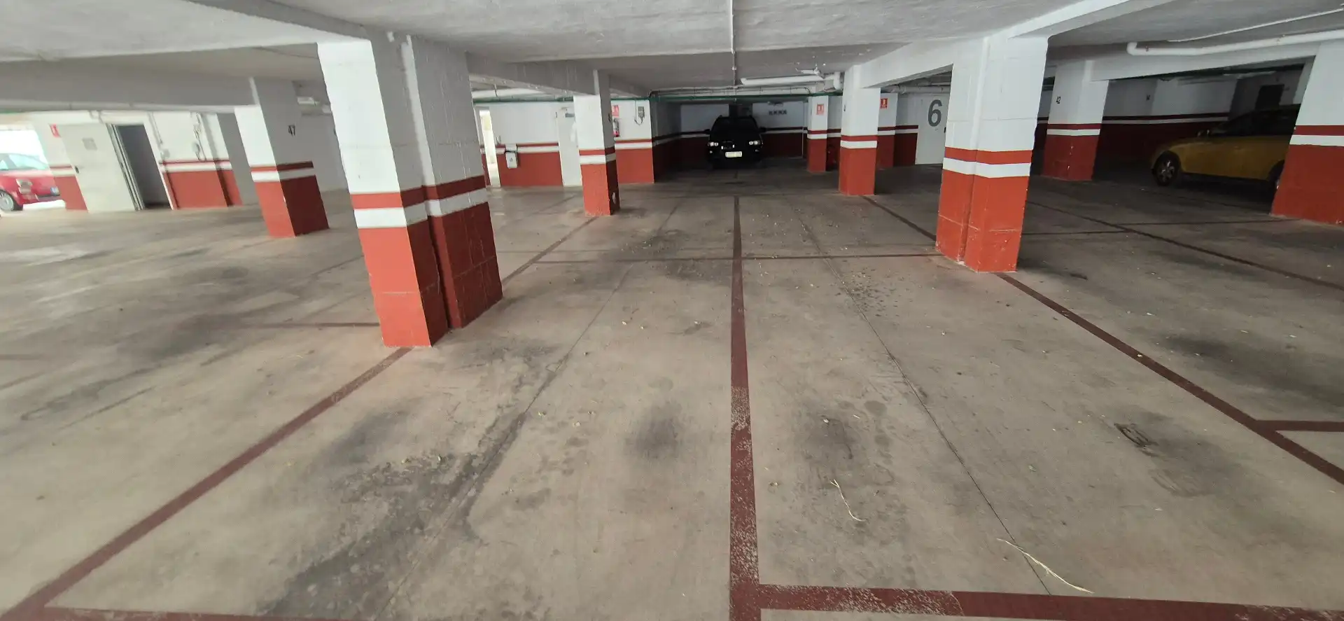 Aparcament de Dúplex en venda en Gandia amb Terrassa, Traster i Moblat