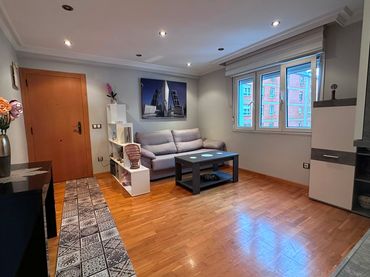 Wohnung mit Aufzug zum Verkauf in Calle Pérez de Ayala