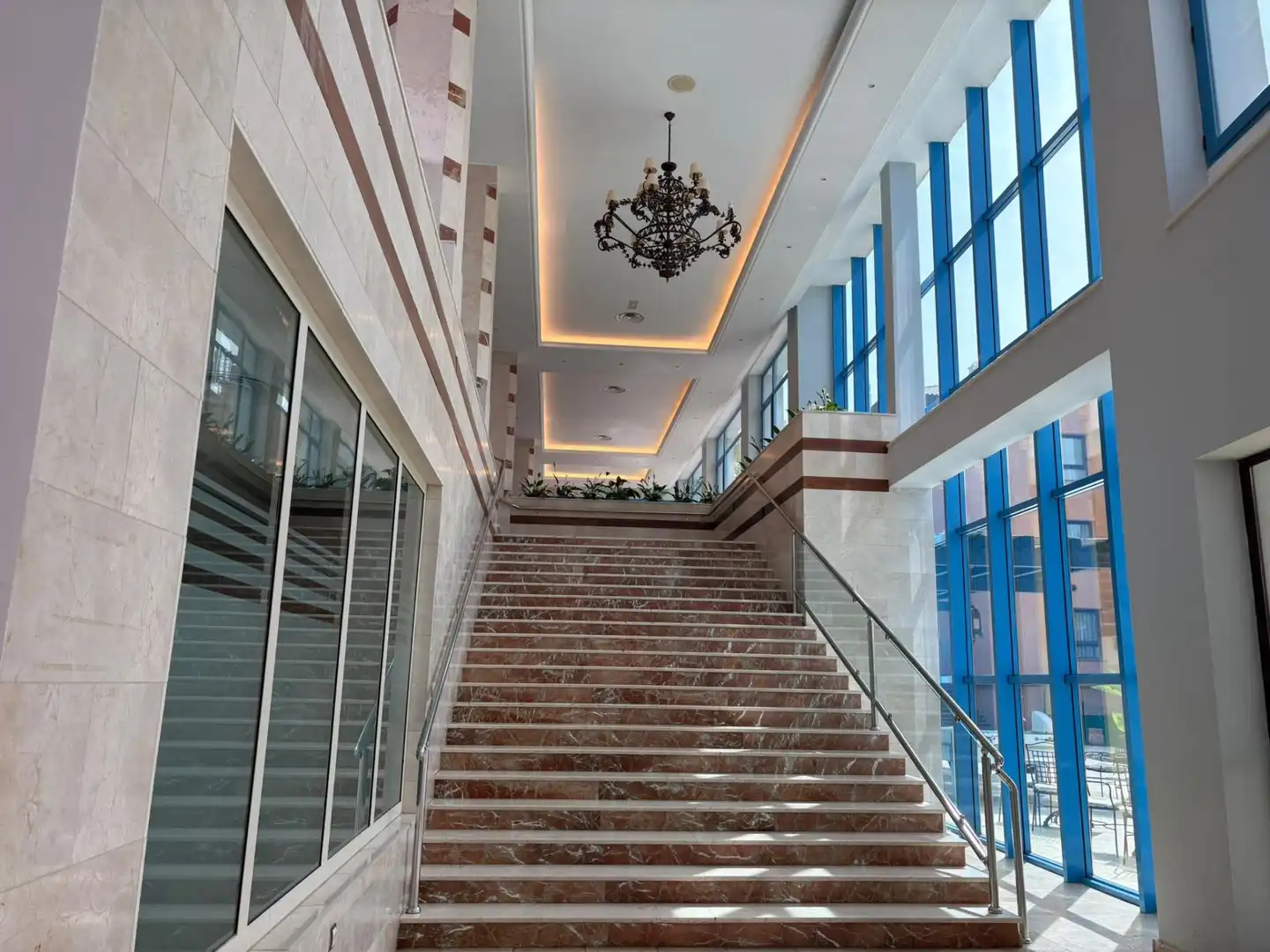 Apartament en venda en Benahavís amb Jardí privat, Alarma i Piscina comunitària