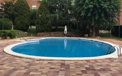 Piscina de Planta baixa en venda en Sant Cugat del Vallès amb Aire condicionat i Piscina