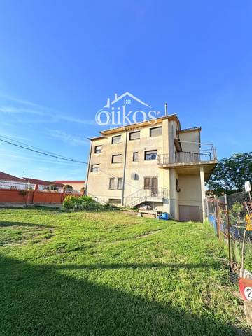 Local comercial en Venta en Los Cercados en Almenara de Tormes