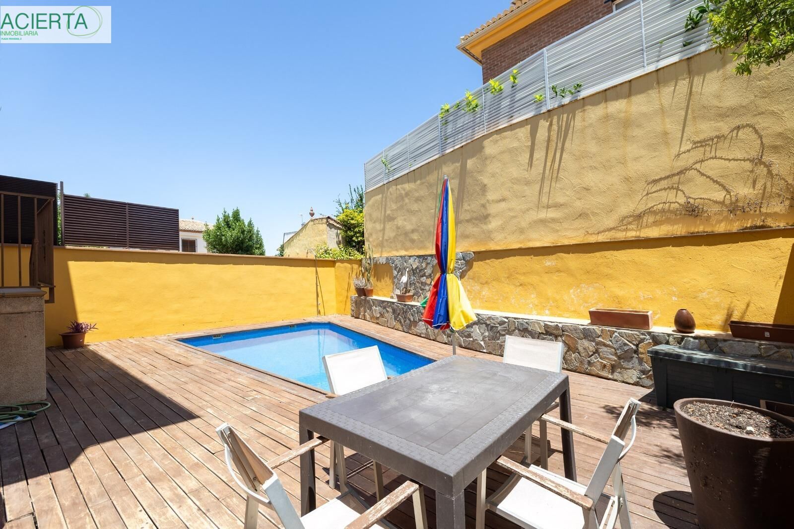 Swimming pool of Single-family semi-detached for sale in Cájar  with Private garden and Swimming Pool