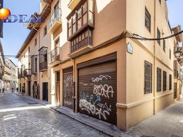 Pis amb balcó en venda a Calle TENDILLAS DE SANTA PAULA