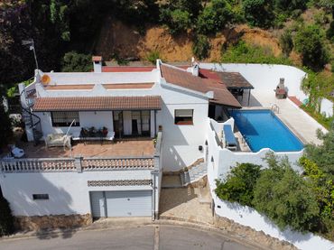 Villa mit Garten zum Verkauf in Canyelles