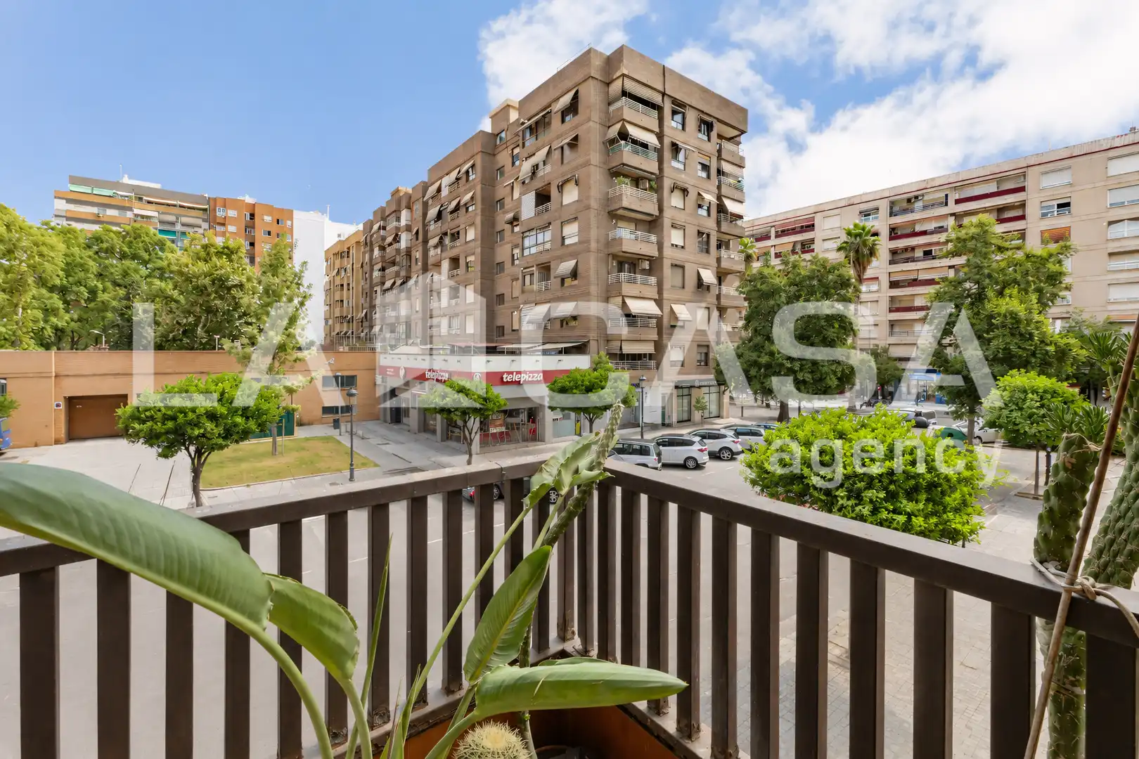 Exterior view of Flat for sale in Valencia  with Balcony