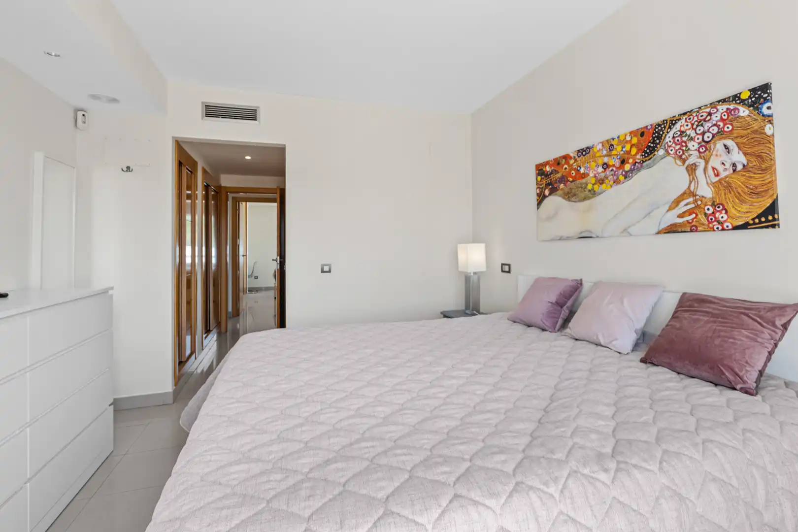 Bedroom of Apartments for rent in Estepona  with Air Conditioner, Terrace and Storage room