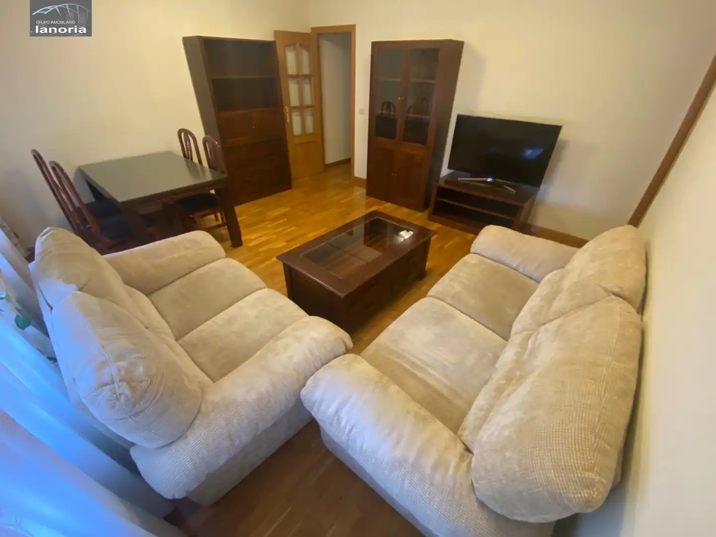 Sala de estar de Apartamento de alquiler en Albacete con Calefacción, Trastero y Amueblado