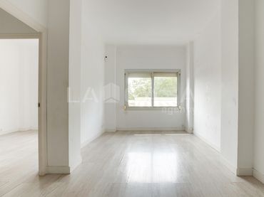 Wohnung mit Aufzug zum Verkauf in Sant Martí