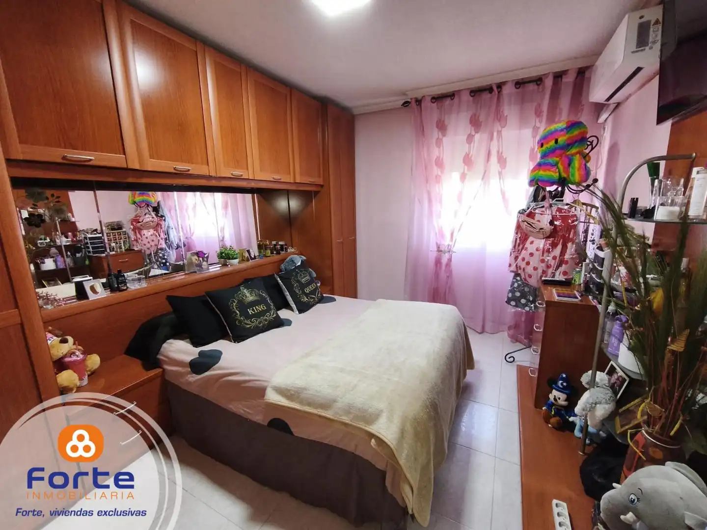Habitación de Piso en venta en Córdoba con Aire acondicionado y Calefacción