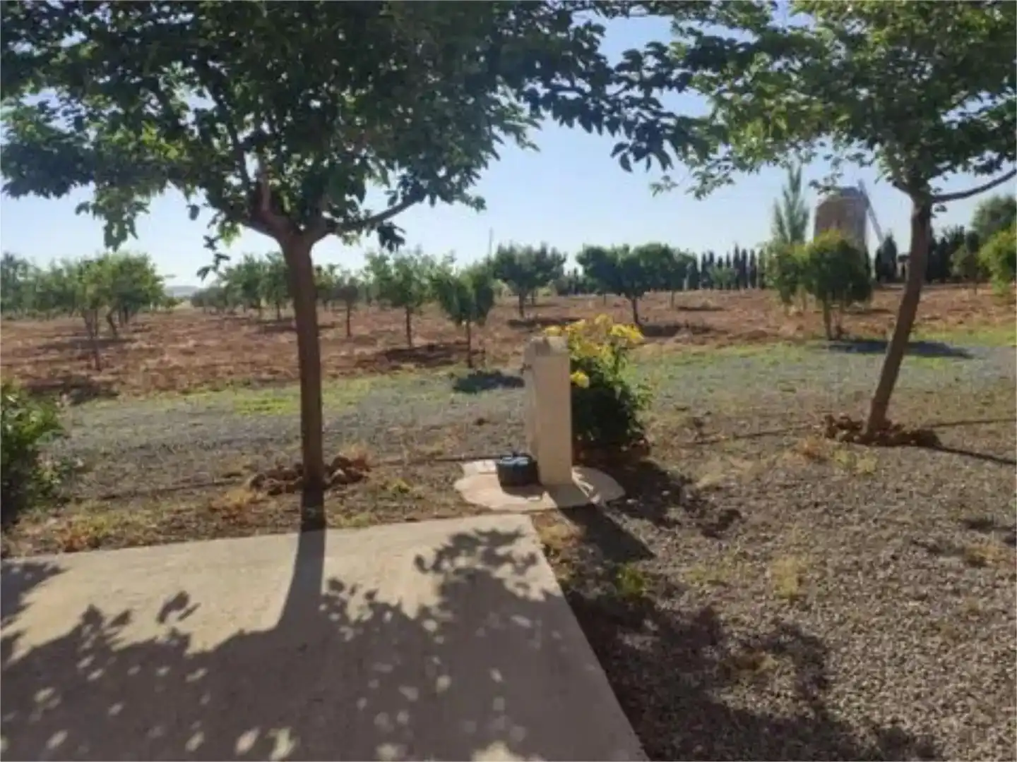 Finca rústica en venda en Consuegra amb Jardí privat i Moblat