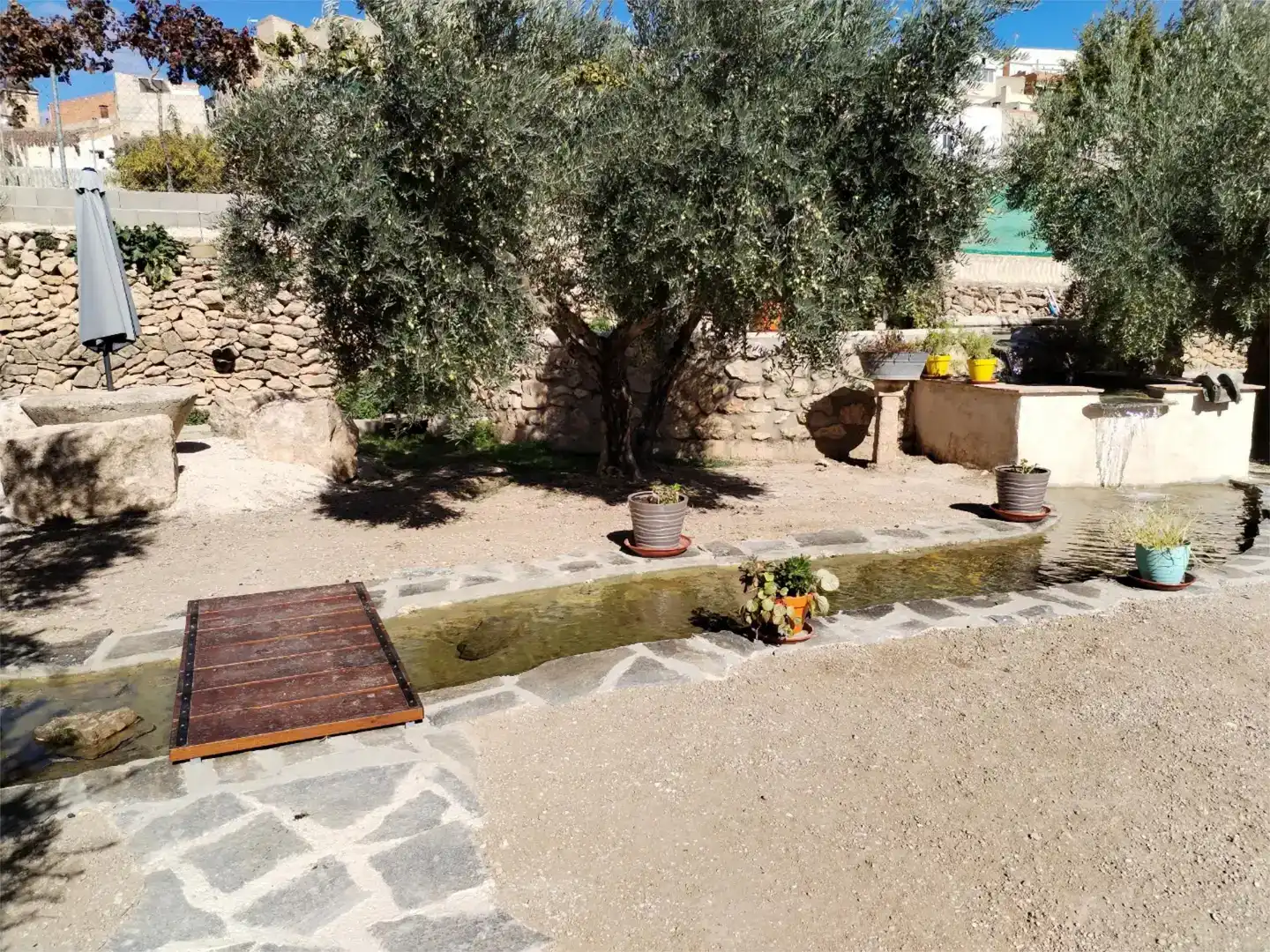 Jardí de Pis en venda en Elche de la Sierra amb Aire condicionat, Jardí privat i Piscina