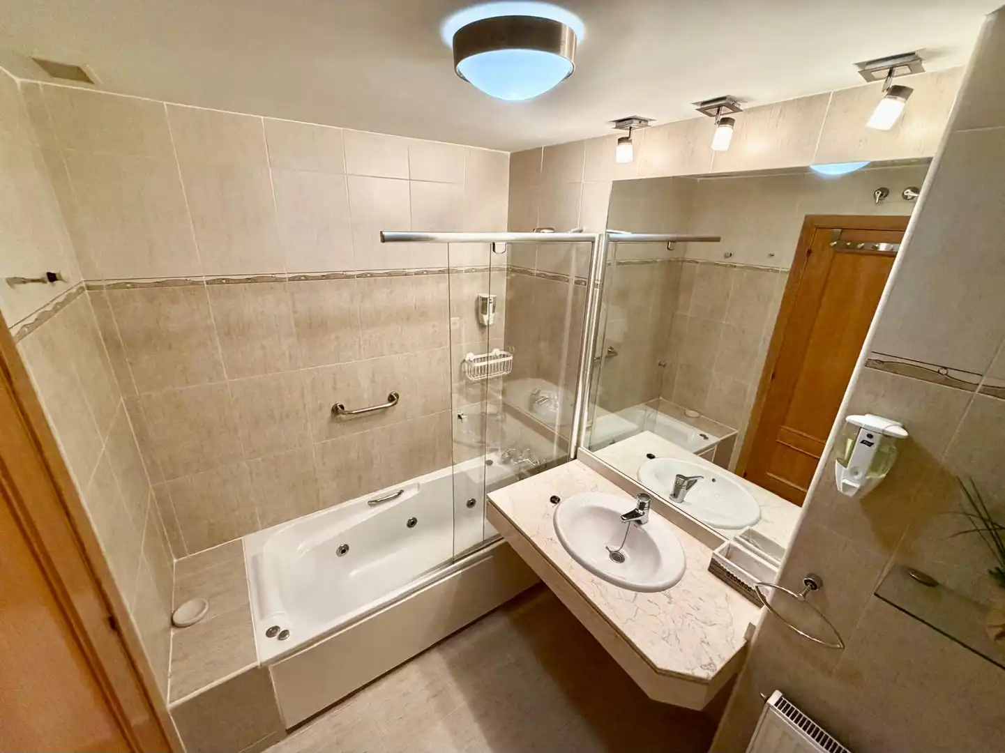 Baño de Ático en venta en Rivas-Vaciamadrid con Aire acondicionado, Calefacción y Terraza