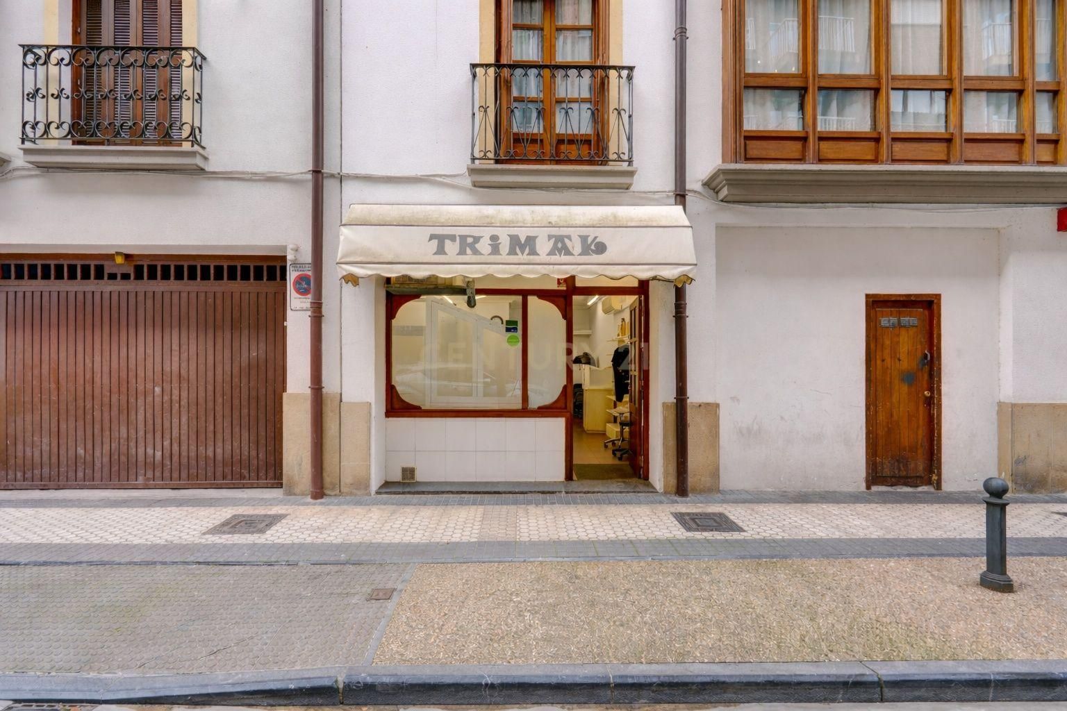 Premises for sale in Hondarribia  with Air Conditioner