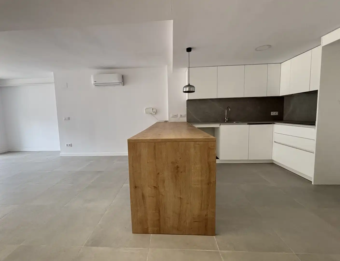 Cocina de Piso en venta en Girona con Aire acondicionado, Calefacción y Terraza