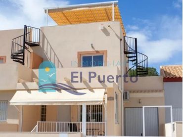 Duplex with balcony for sale in Pedanías Oeste