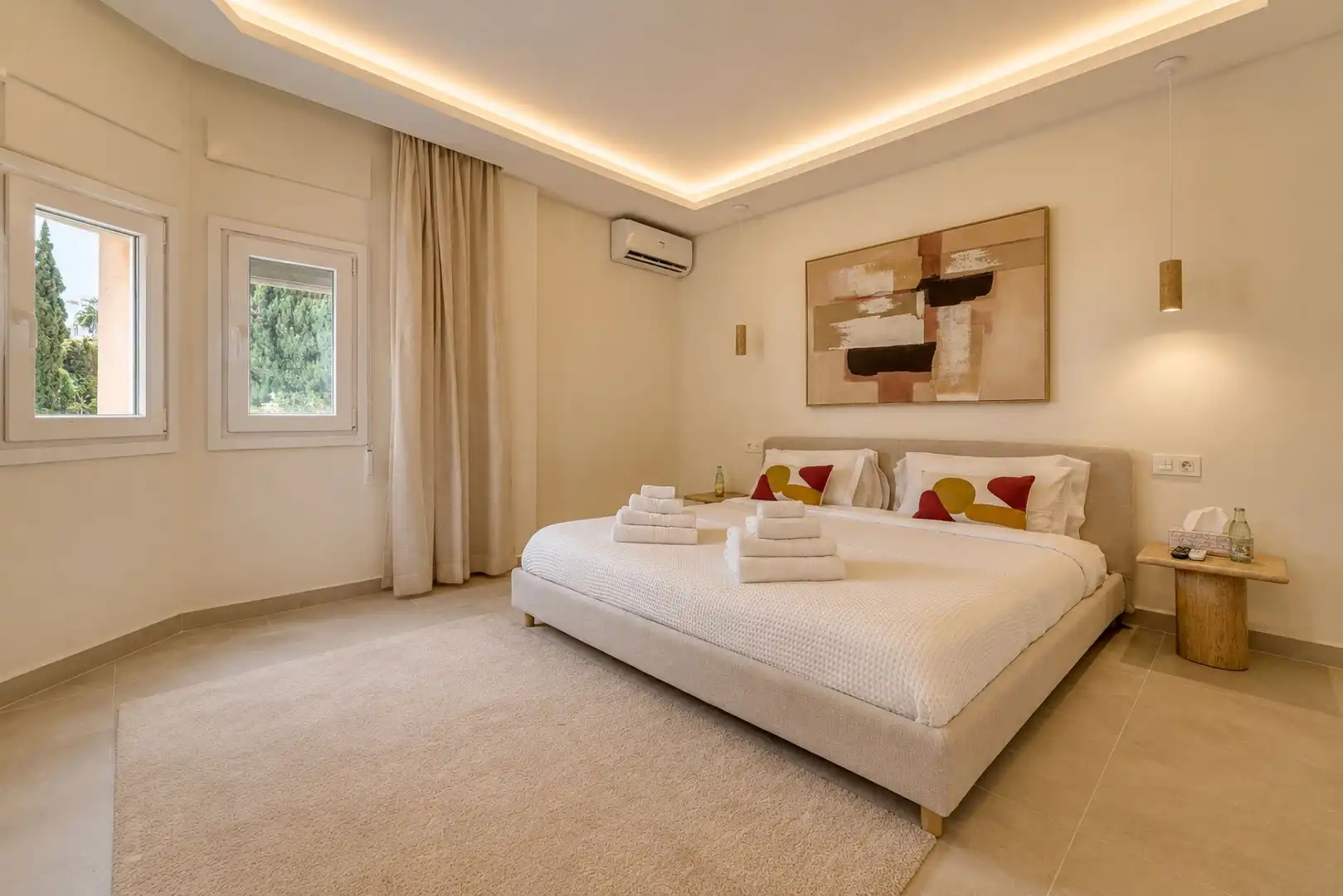 Dormitori de Apartament de lloguer en Marbella amb Aire condicionat, Terrassa i Traster