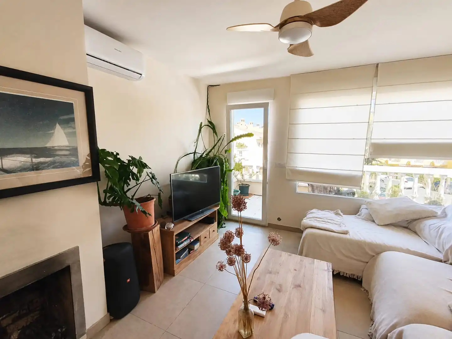 Sala de estar de Piso en venta en El Campello con Terraza, Lavadora y Piscina comunitaria