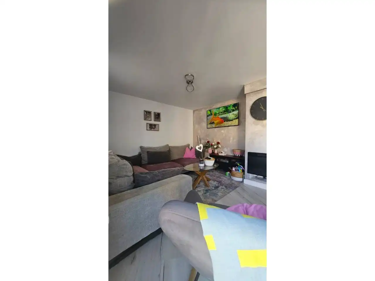 Sala d'estar de Pis en venda en Roquetas de Mar amb Aire condicionat, Terrassa i Moblat