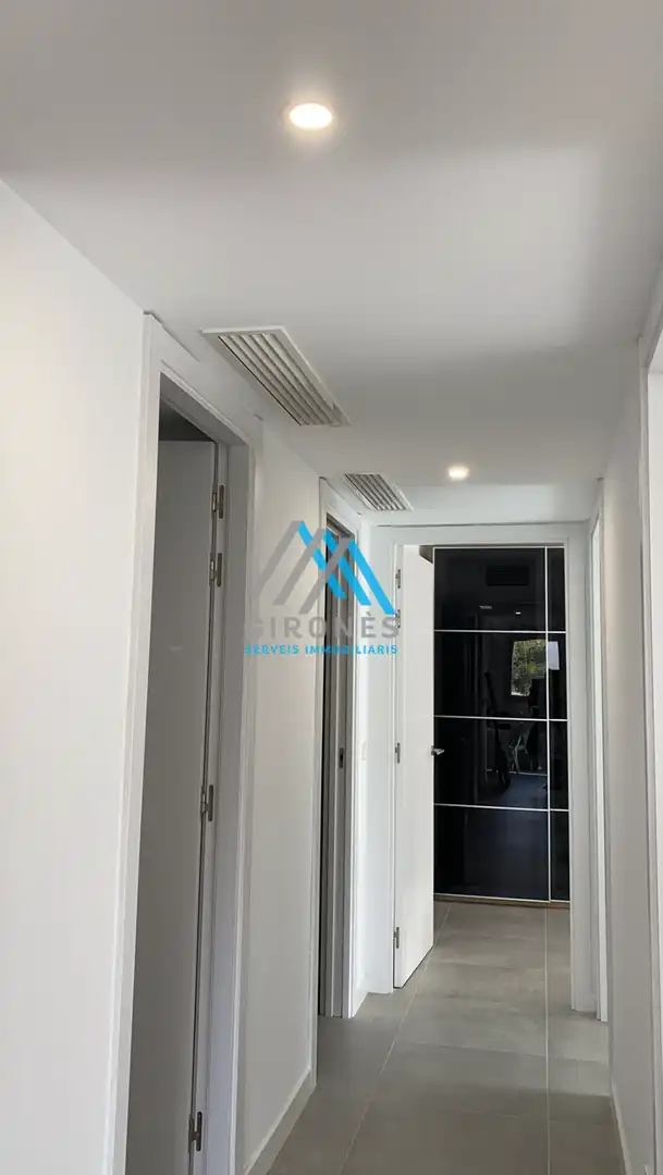 Wohnung zur Miete in Castell d'Aro, Platja d'Aro i s'Agaró mit Klimaanlage, Heizung und Terrasse