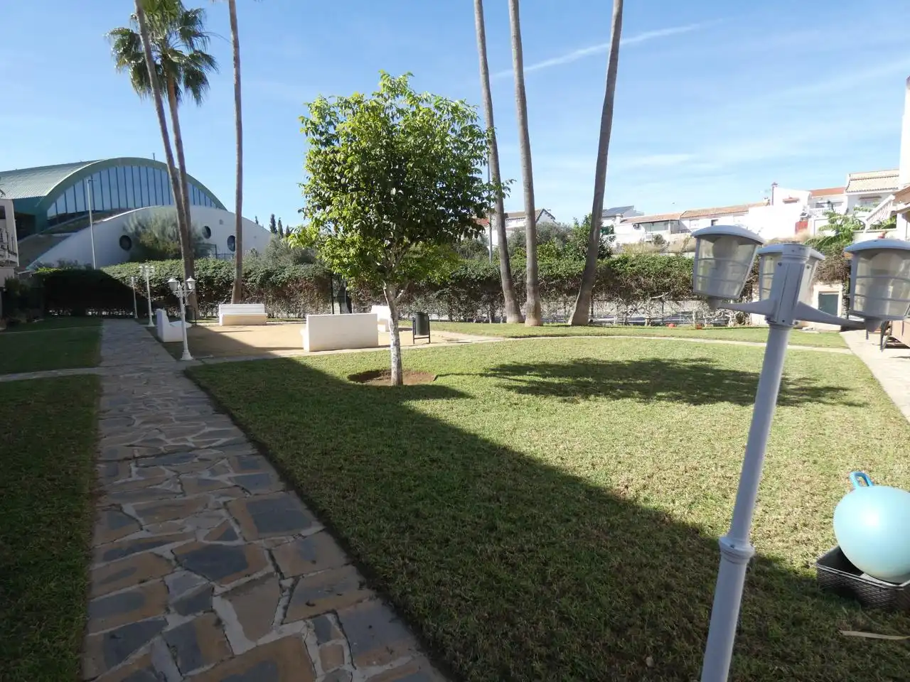 Garten von Einfamilien-Reihenhaus zum Verkauf in Alhaurín de la Torre mit Klimaanlage, Terrasse und Abstellraum