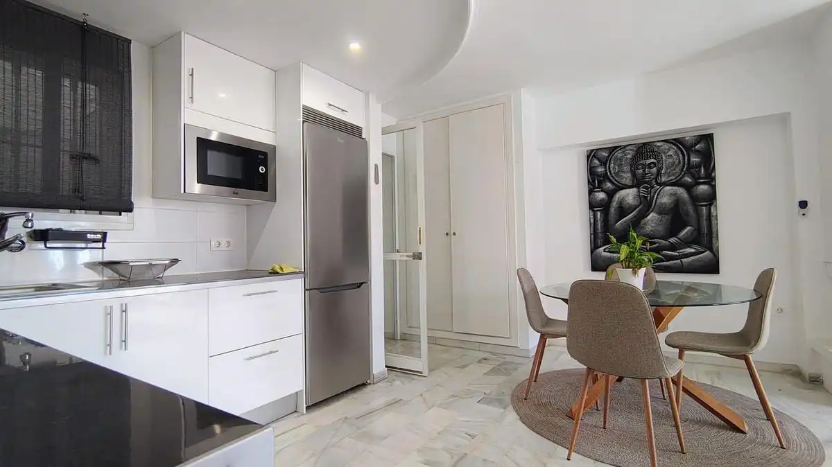 Kitchen of Houses for sale in Elviria - Cabopino