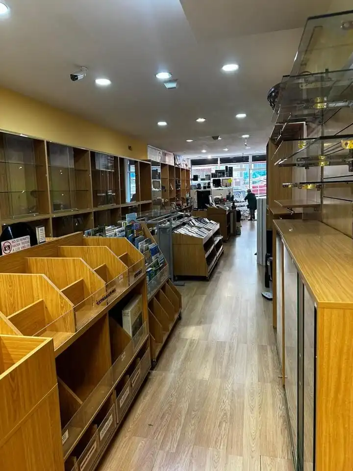 Local comercial en alquiler en Cambre, imagen 9