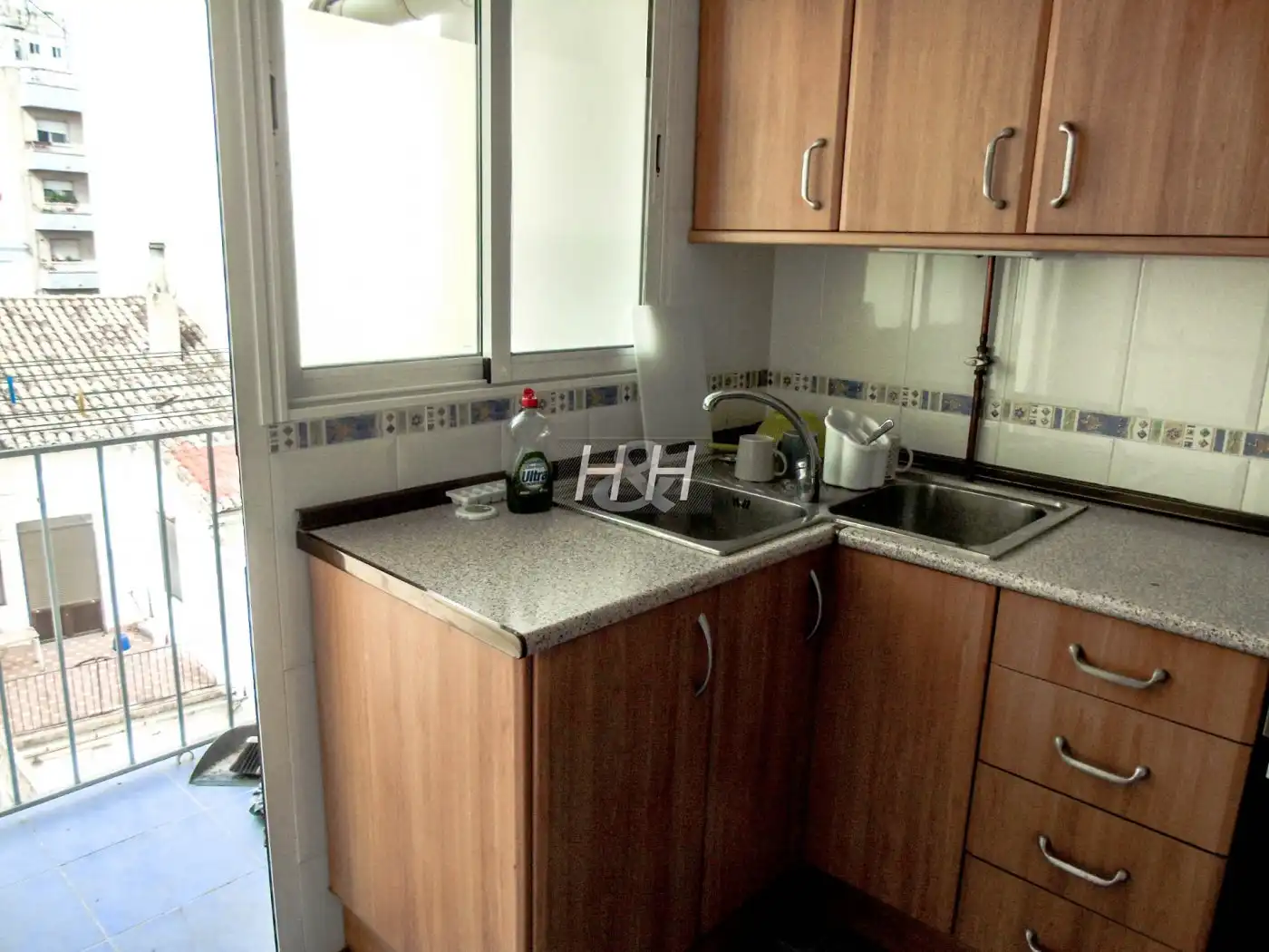 Kitchen of Flat for rent in Burjassot  with Balcony